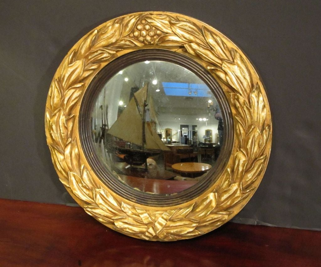 Giltwood Gilt Convex Mirror from the Regency Era (Diameter 19 1/2)