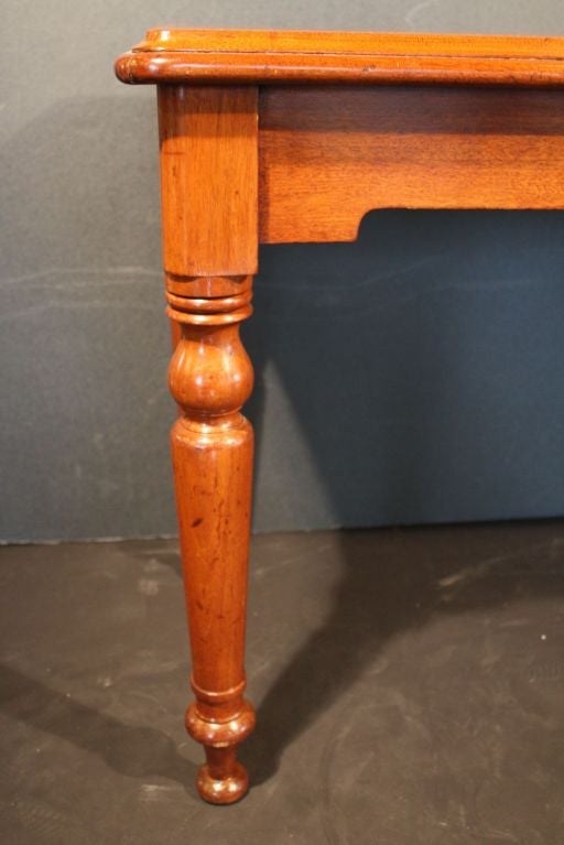 English Console or Sofa Table of Mahogany on Turned Legs For Sale 2