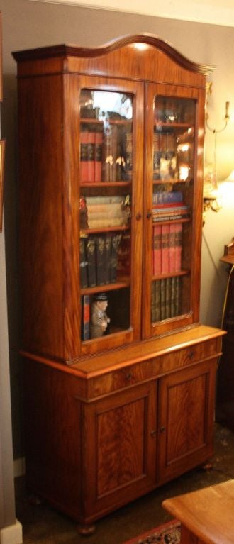 Scottish Two-Tiered Bookcase of Mahogany In Good Condition For Sale In Austin, TX