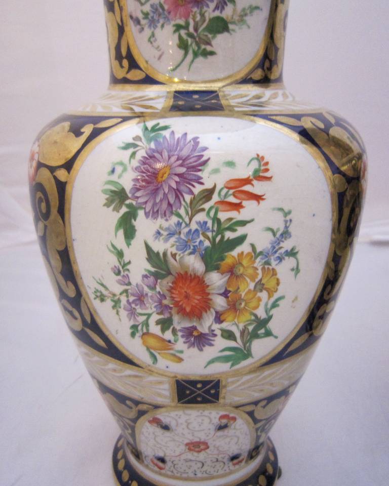 Pair of English Flower Vases 5