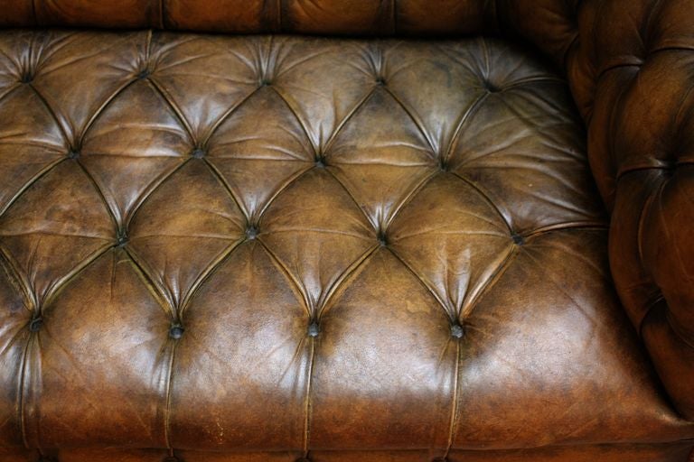 English Chesterfield Sofa 1