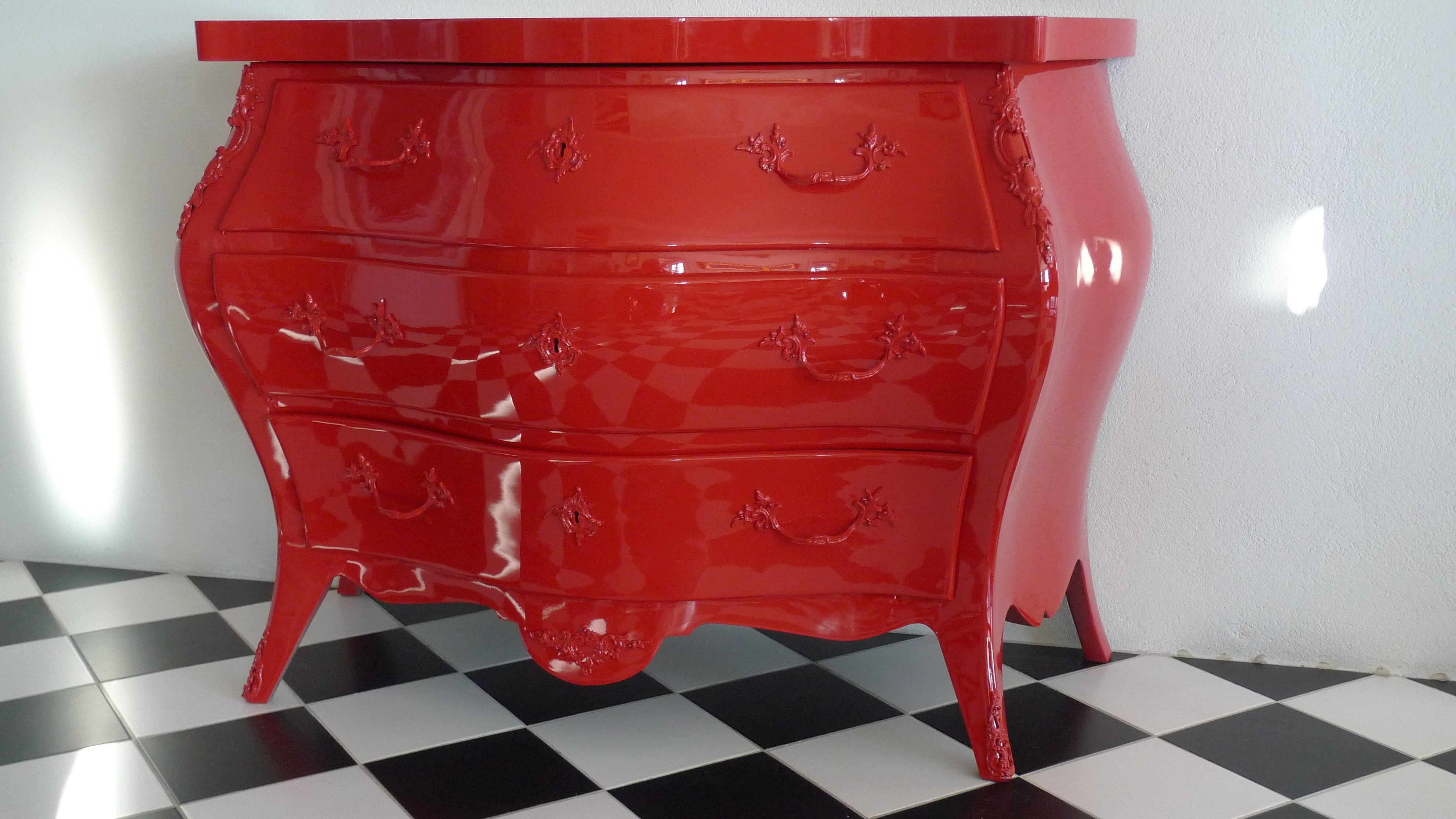 Red Lacquered Chest of Drawers