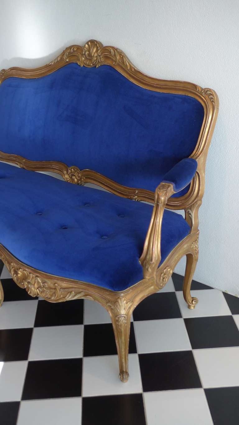Rococo Style Sofa In Good Condition In New York, NY