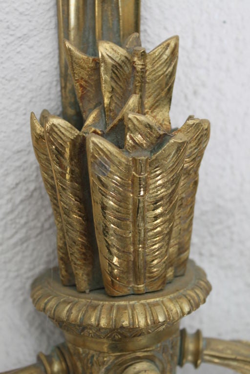 Wall Sconce Large French Gilt Bronze Neoclassical Style France In Good Condition For Sale In New York, NY