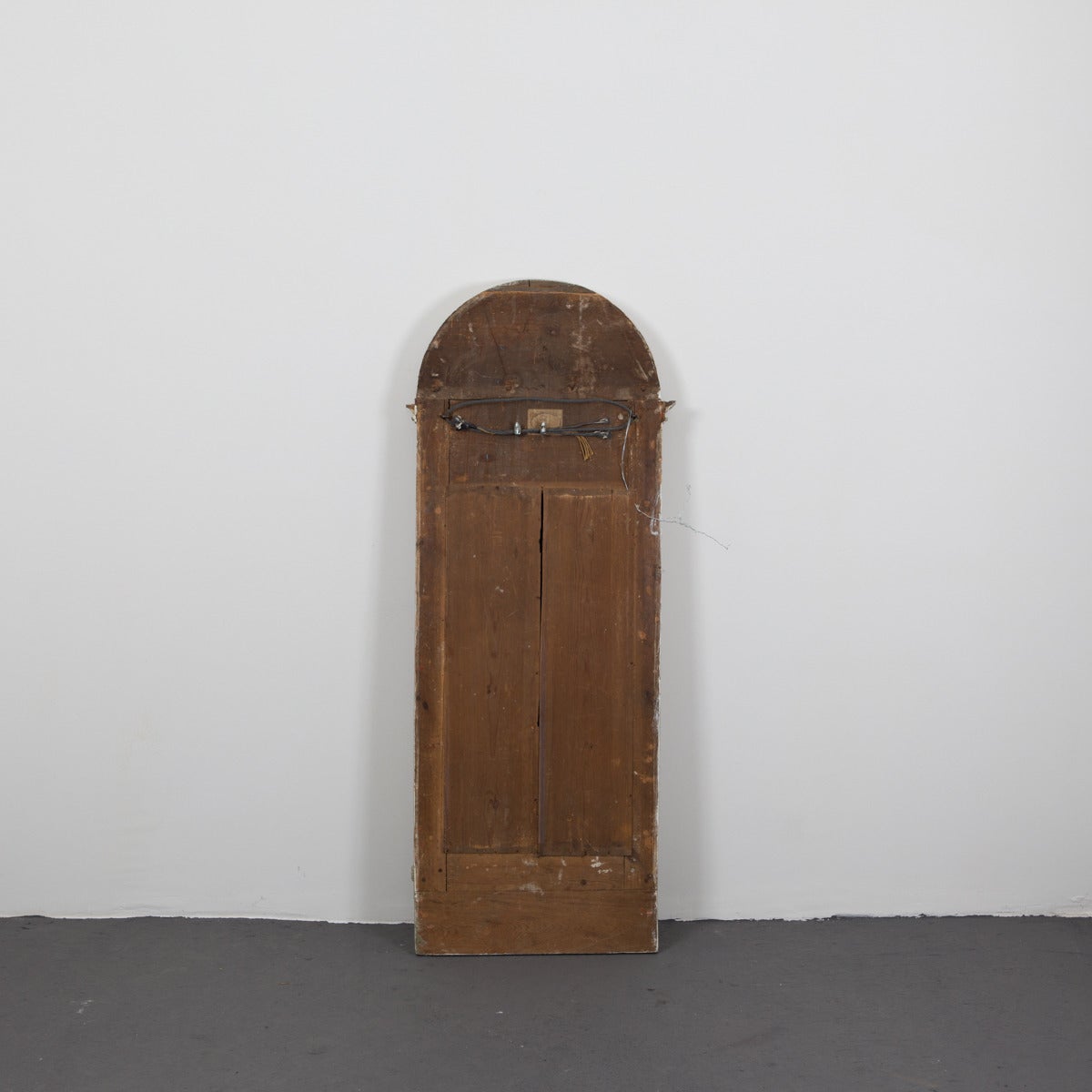 Mirror made during the Empire period, first half 19th Century. Signed with makers name paper stamp on back.