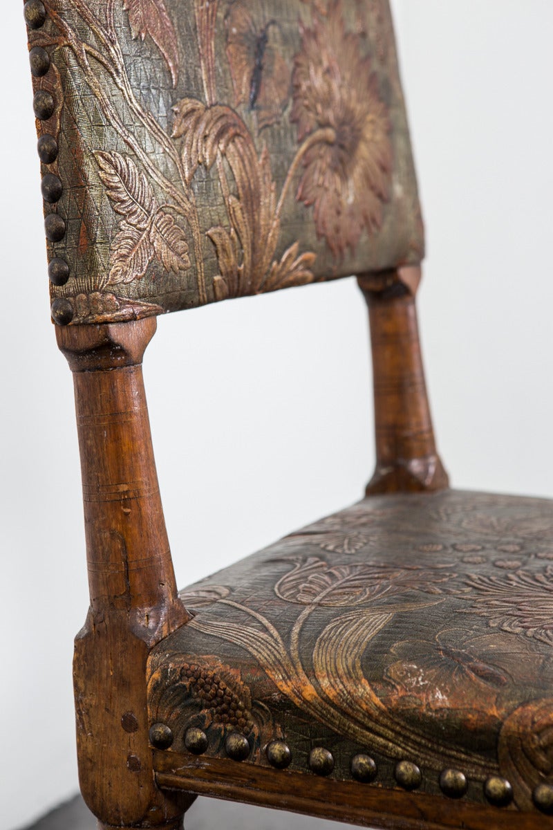 Oak Assembled Pair of Baroque Chairs in Gilt Leather
