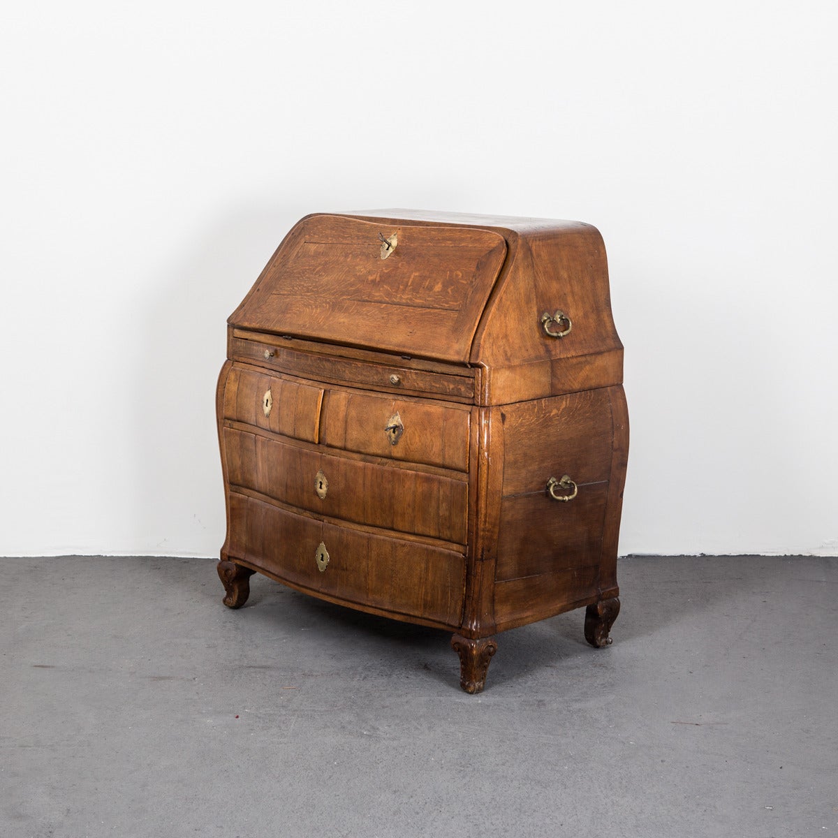 Swedish Baroque Period Secretary in Oak In Good Condition In New York, NY