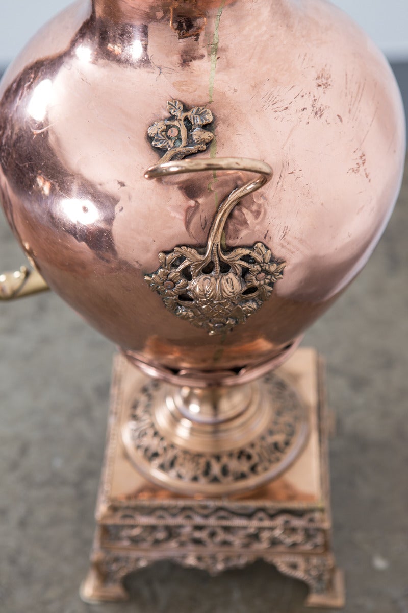 Hot Water Container in Copper 1
