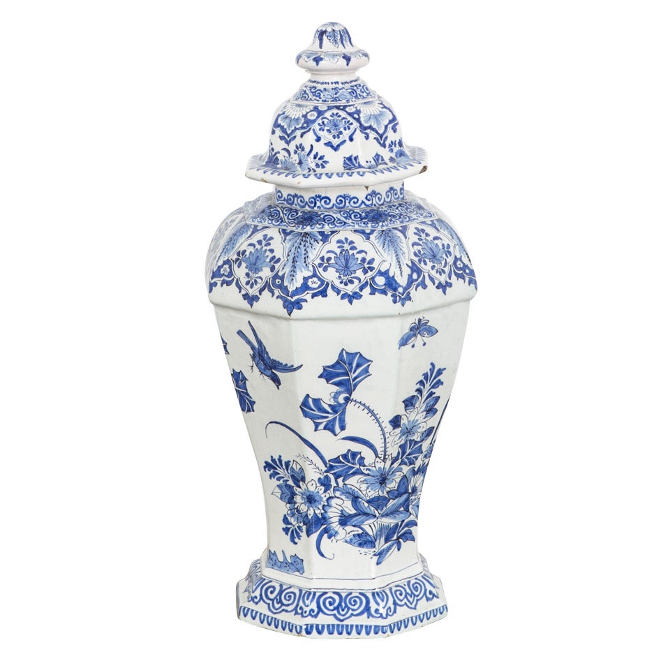Large Dutch Faience Urn with Lid, 1700s