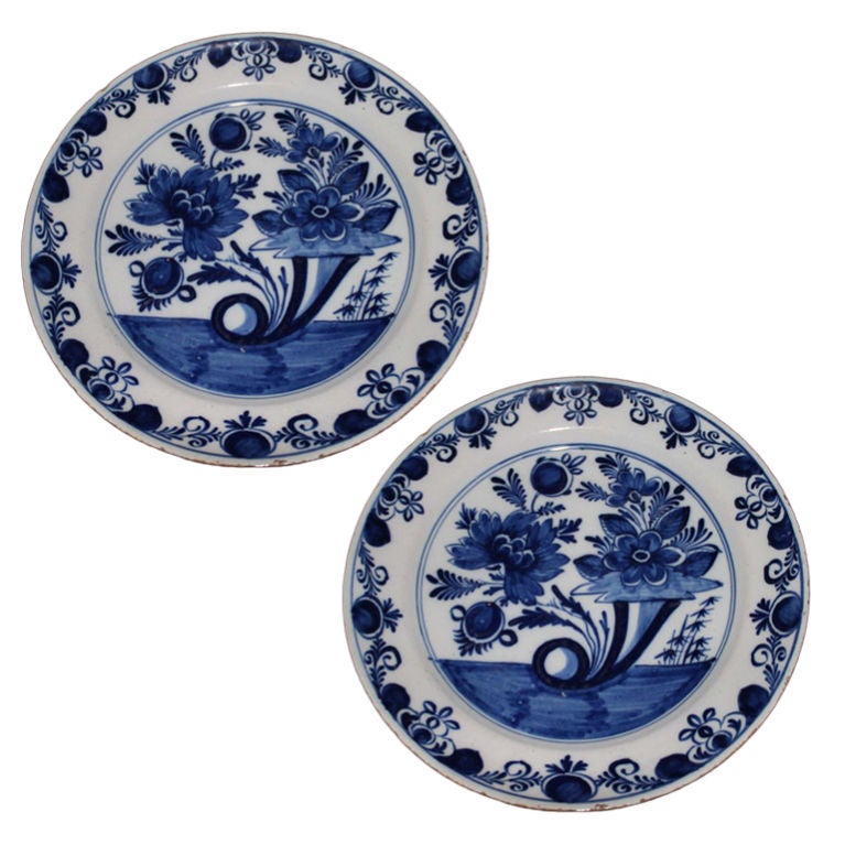 Plates Pair Delft Blue and White 18th Century Holland 