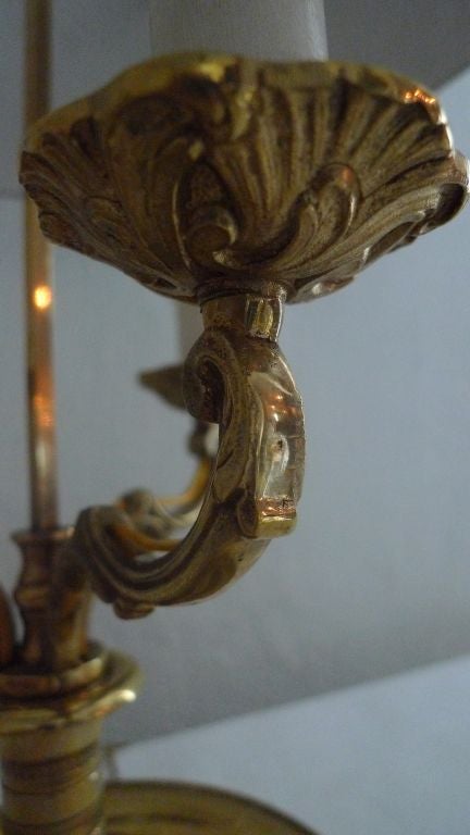 Lámpara de mesa Siglo XIX Bronce dorado Pantalla de metal Francia neoclásica en Bueno estado para la venta en New York, NY