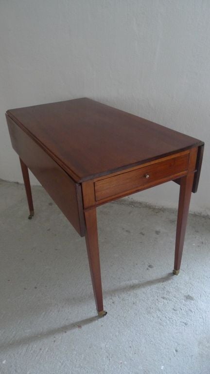 A Wide Swedish Karl Johan Pembroke Table In Good Condition For Sale In New York, NY