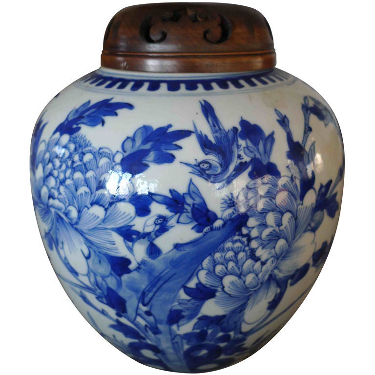 Jar Ginger Jar Chinese Blue and White  18th Century Flower and Bird China