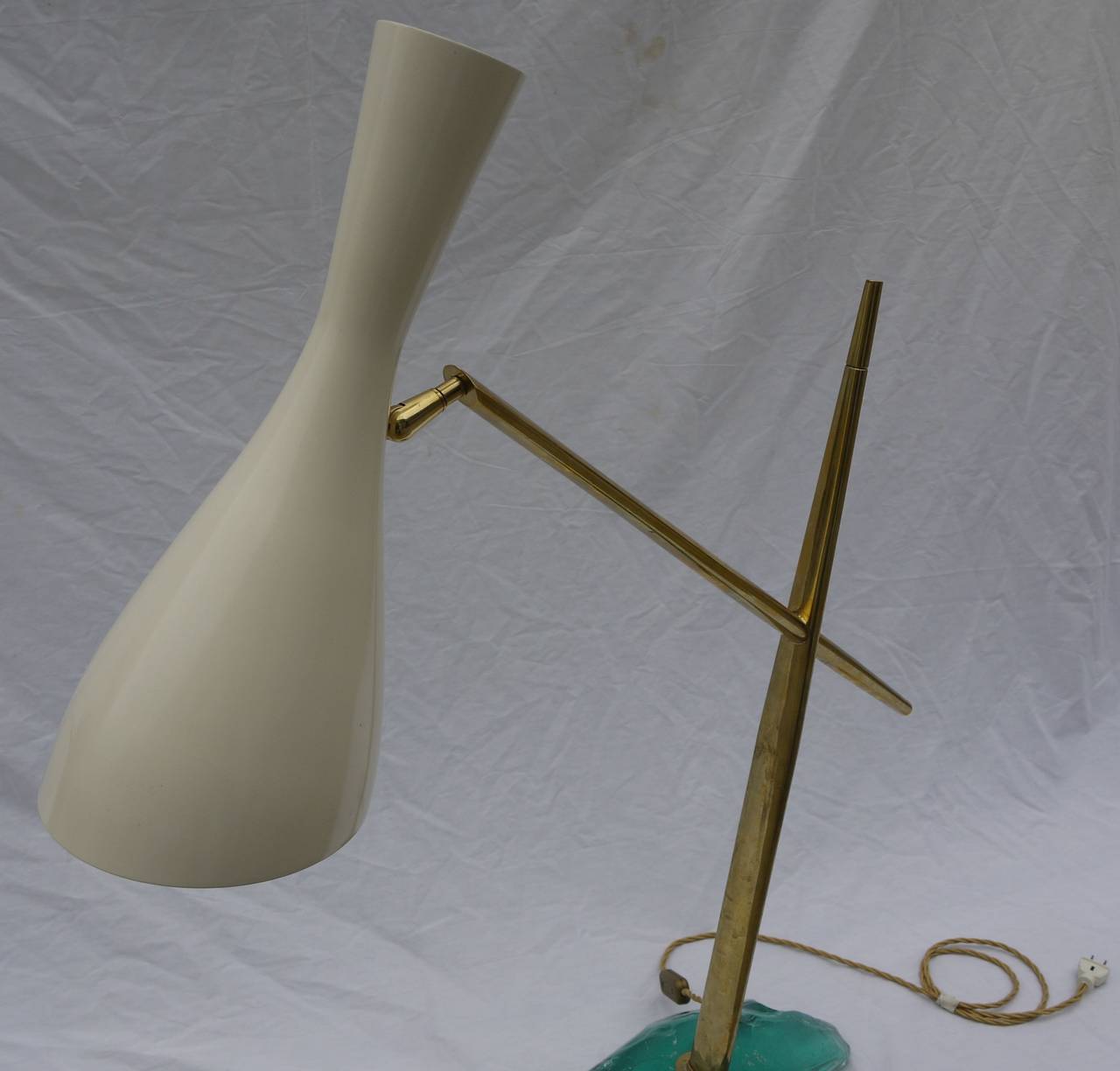 Hammered Italian Chiseled Glass and Brass Adjustable Lamp