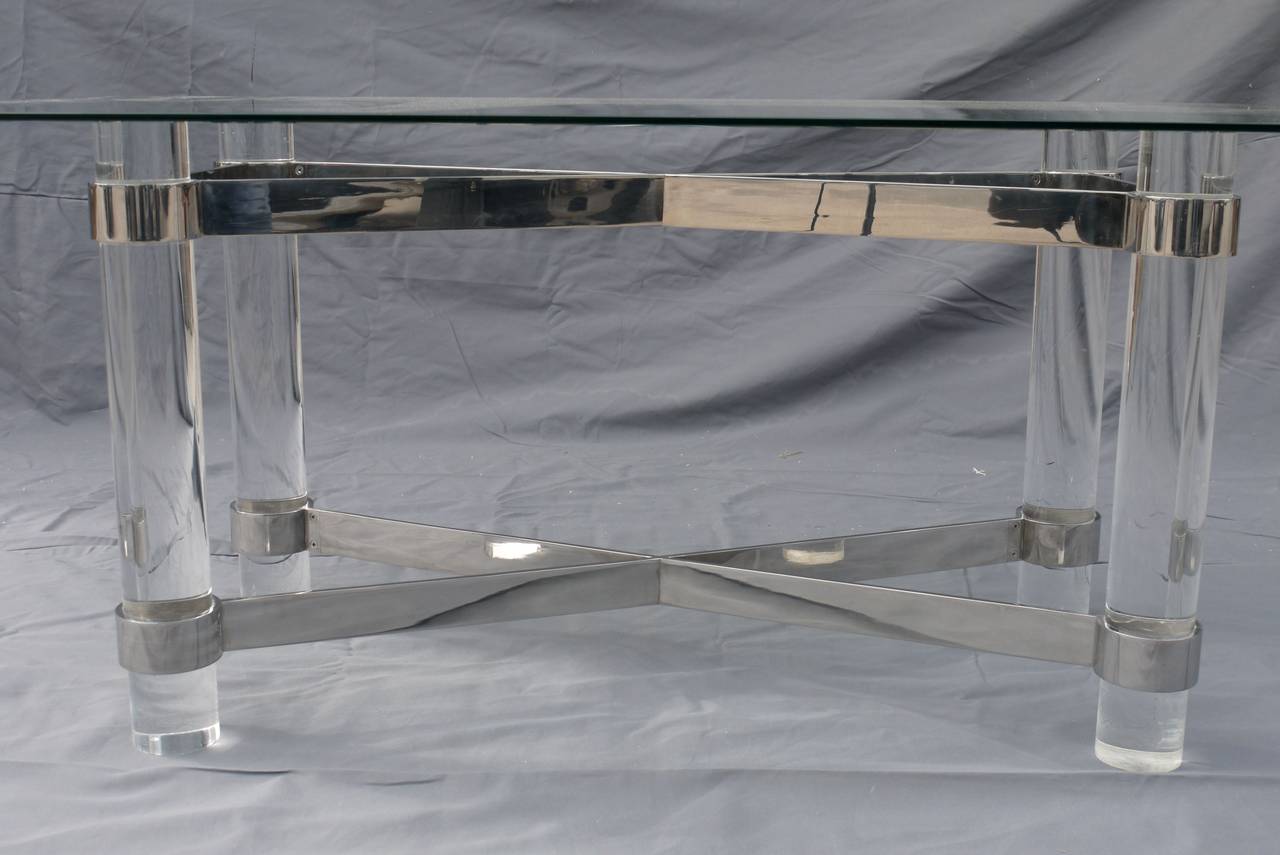 Chunky Lucite and Chrome Dining Table In Good Condition In Kilmarnock, VA