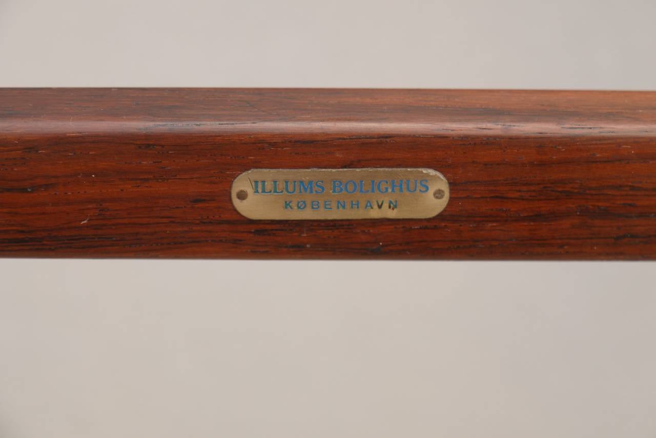 Svend Langkilde Tabletttisch aus Palisanderholz von Illums Bolighus in Dänemark (Messing) im Angebot