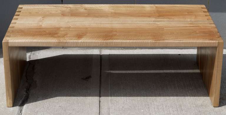 Dovetailed Spalted Tiger Maple Coffee Table In Excellent Condition For Sale In Kilmarnock, VA