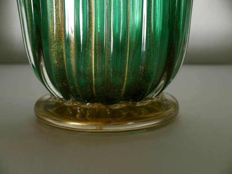 Large Pair of Green and Gold Murano Glass Vases  In Excellent Condition In Kilmarnock, VA