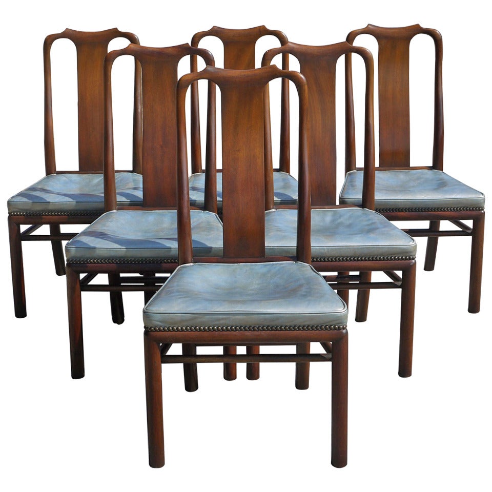 Ensemble de six chaises de salle à manger dans le style de Samuel Marx en vente