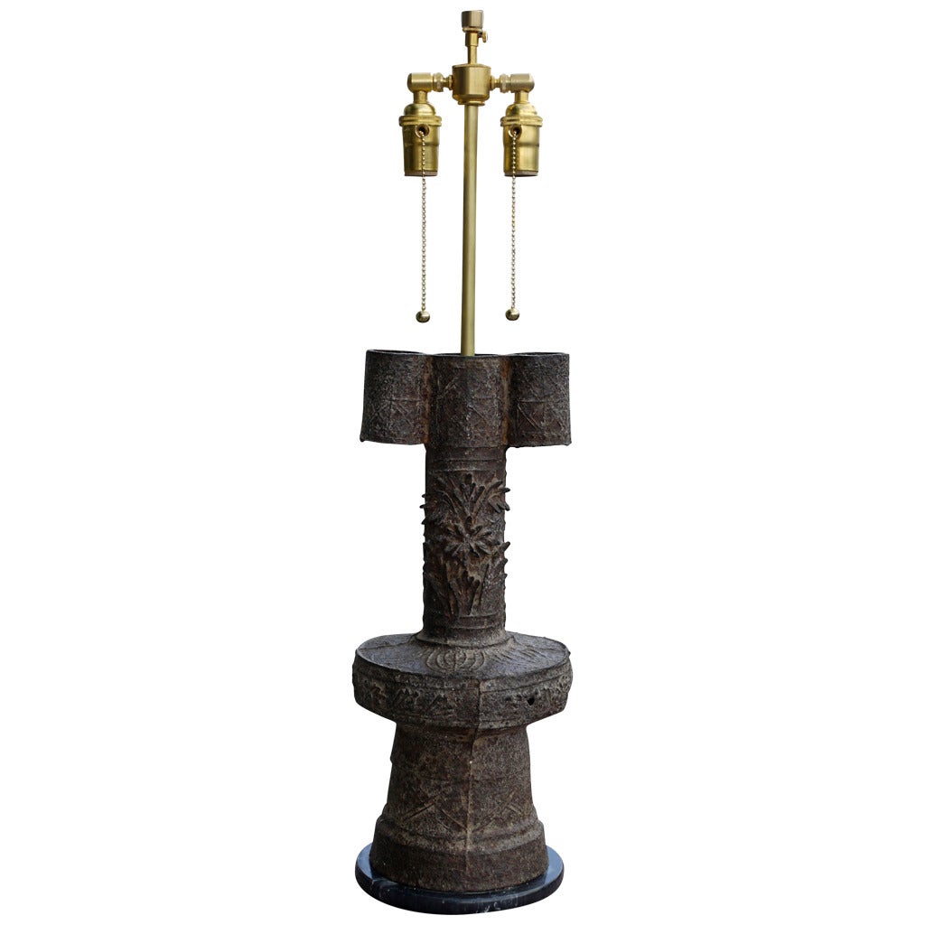 Lampe vase de jeu de flèches en fer de la dynastie Ming