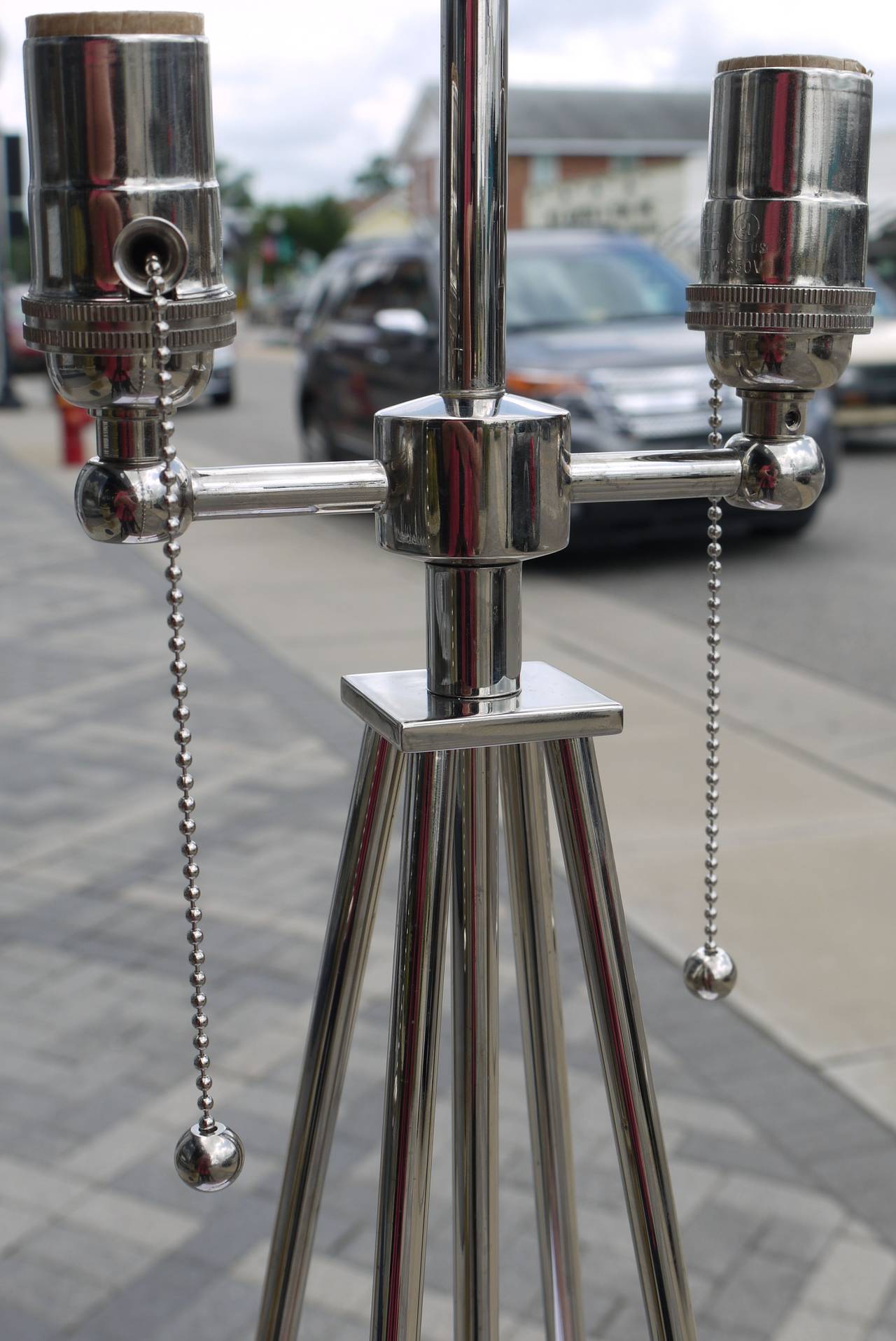 Mid-Century Modern Stunning Pair of Nickel Midcentury Lamps For Sale