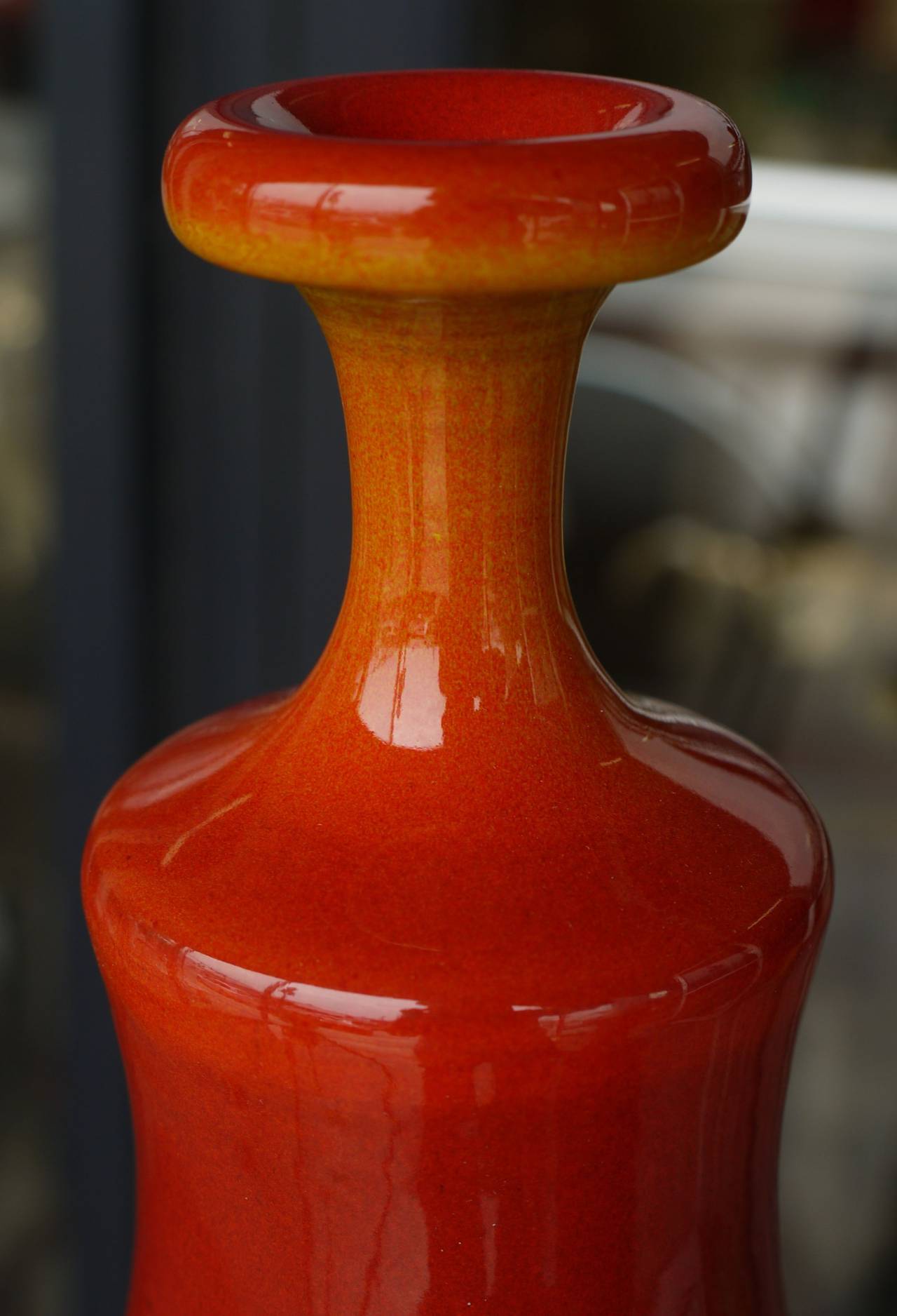 Vibrant Grouping of Italian Ceramic Vases In Excellent Condition For Sale In Kilmarnock, VA