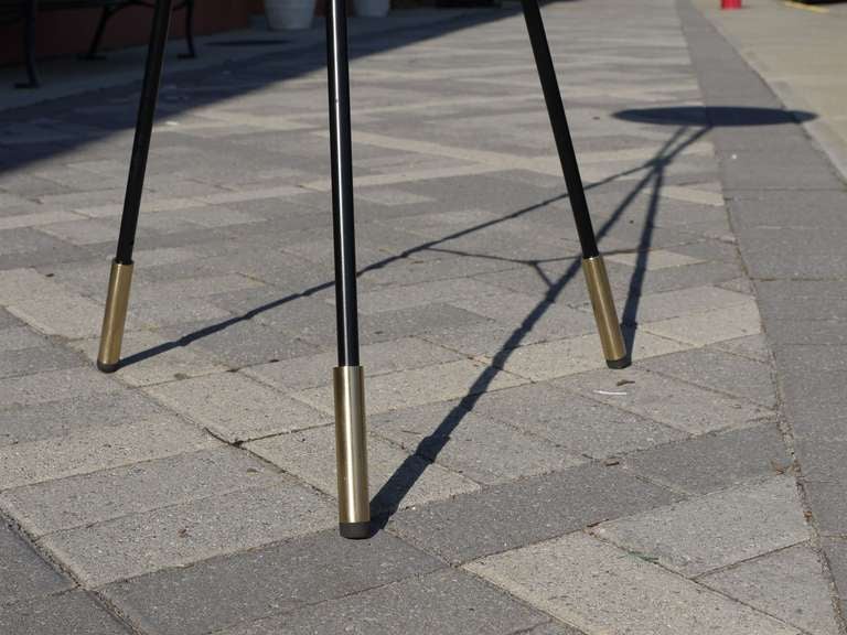 Sculptural Tripod Floor Lamp Attributed to Stilnovo, circa 1955 In Excellent Condition For Sale In Kilmarnock, VA