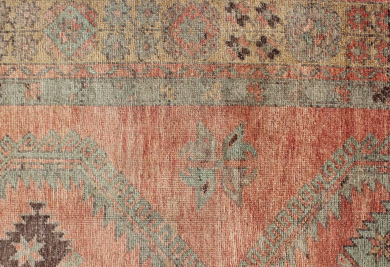 Oushak Rug Gallery Runner In Excellent Condition In Atlanta, GA