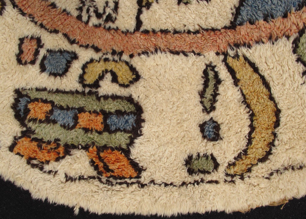 Großer runder Stammeskunst-Vintage-Teppich, wahrscheinlich aus Südamerika oder Skandinavien (Mitte des 20. Jahrhunderts) im Angebot