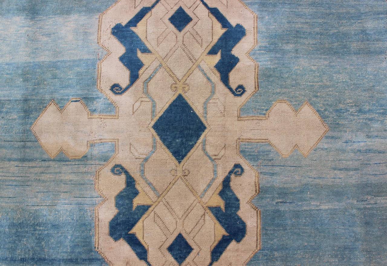 Vintage Turkish Rug with Central Medallion in Sky Blue, Ivory and Cream Tones In Good Condition In Atlanta, GA