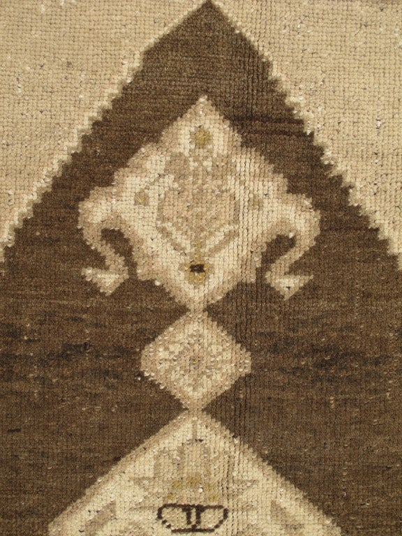 Mid-20th Century Brown Oushak