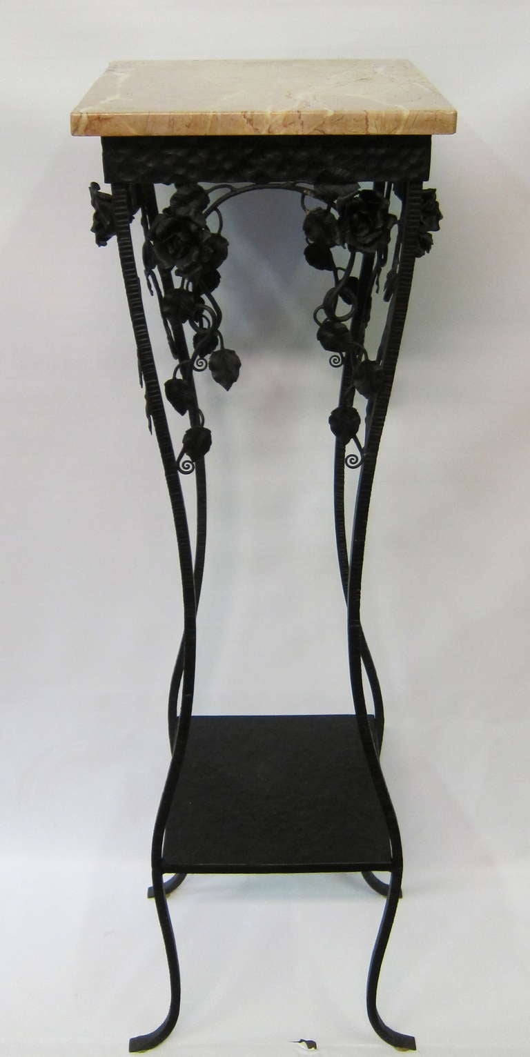 Vintage Art Deco Pedestal