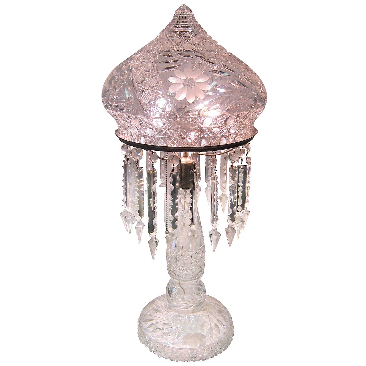 Vintage (early 20th century) American cut glass table lamp For Sale