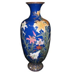 Antique Impressive Japanese Cloisonne' Vase