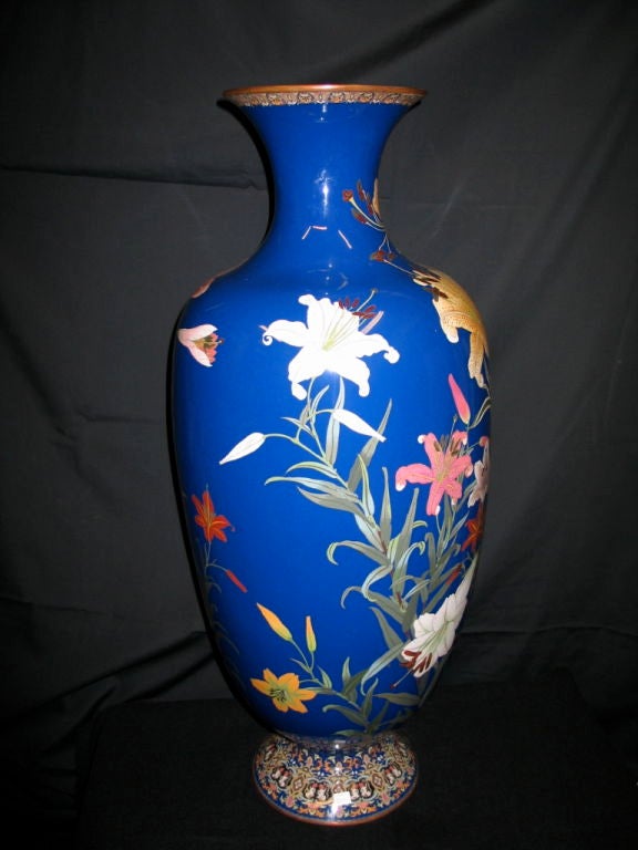 Impressive Japanese Cloisonne' Vase 1