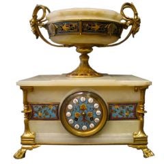 Vintage French 19th century onyx mantle clock