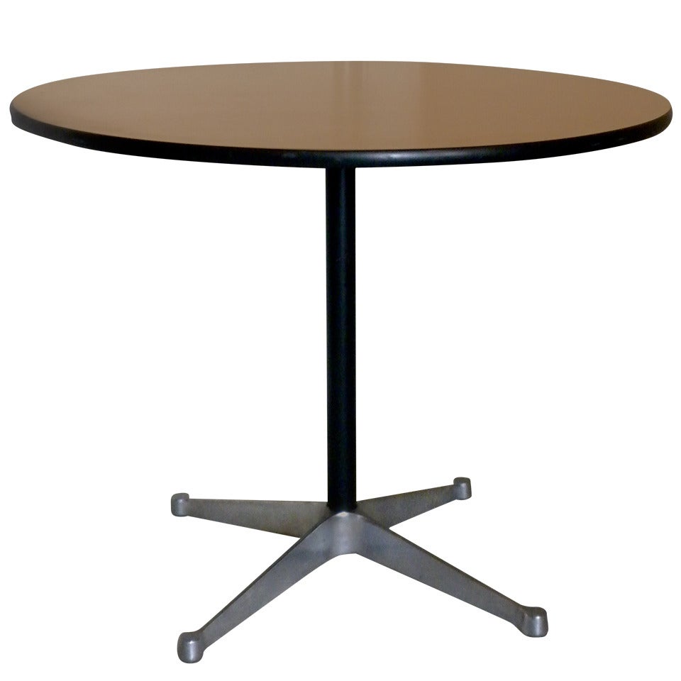 Original Eames Aluminum Group Pedestal Table for Herman Miller For Sale