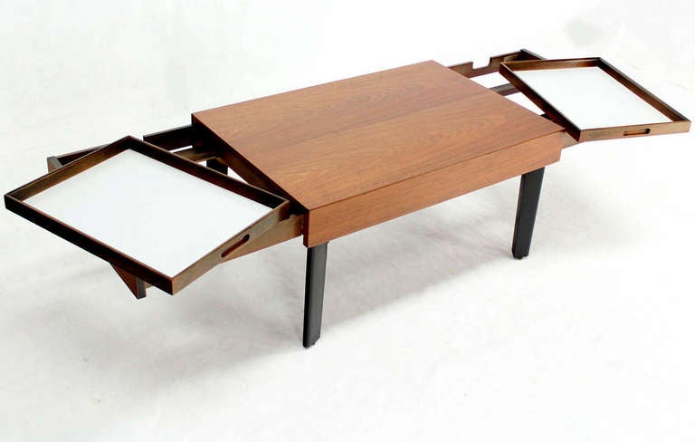 George Nelson Mid-Century Modern Walnut Coffee or Side Table with Pull-Out Trays 4