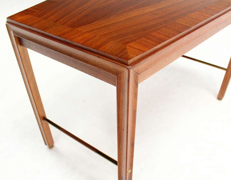 Mid Century Modern Solid Walnut Side or Coffee Table In Excellent Condition In Rockaway, NJ