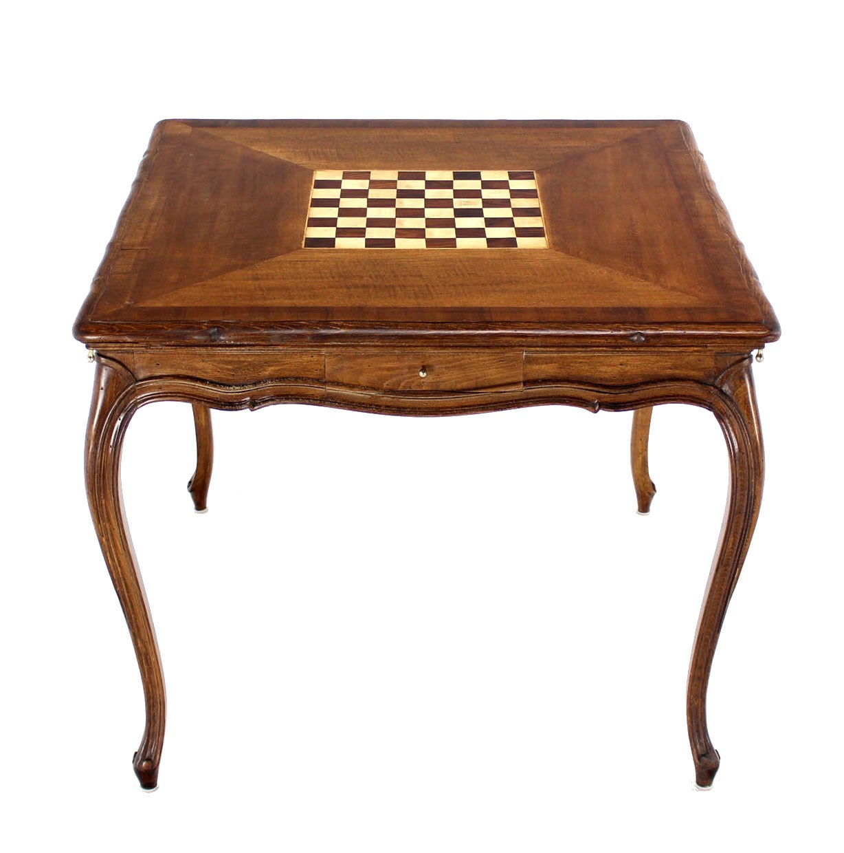 Very nice quality game table with built-in chess board.