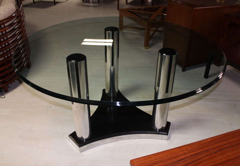 Art Deco Glass Top Round Dining Conference Table Mid Century Modern In Excellent Condition In Rockaway, NJ