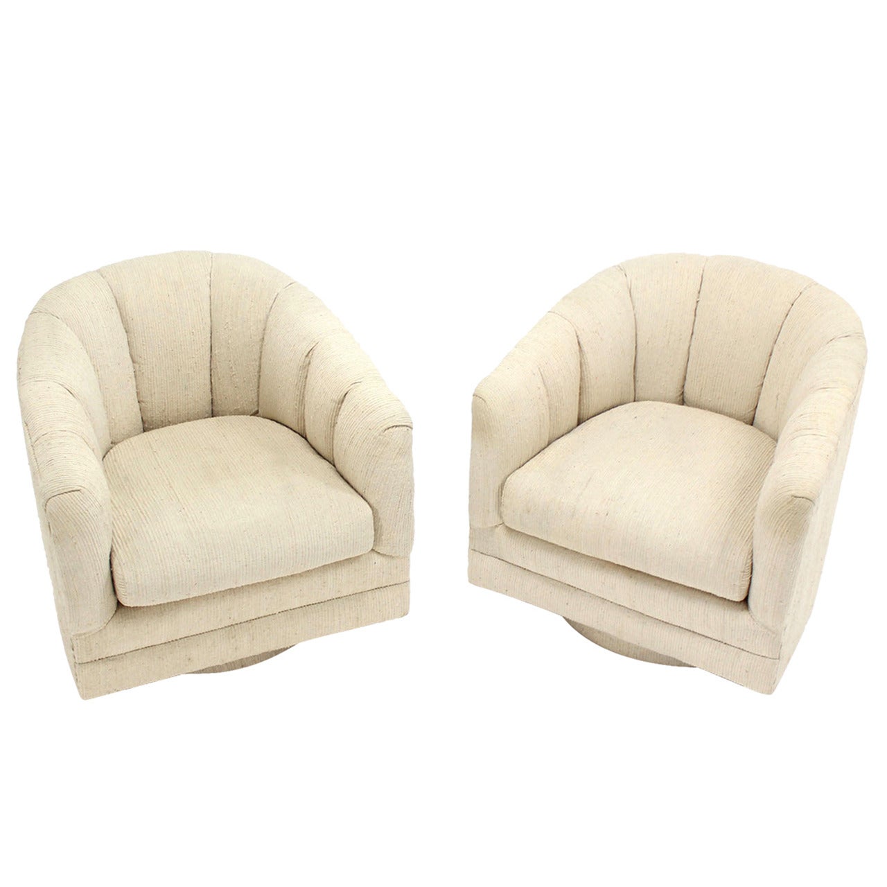 Pair of Revolving Lounge Barrel-Back Chairs by Milo Baughman