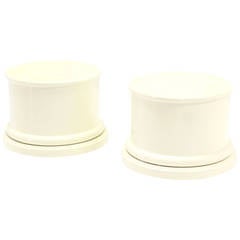 Pair of White Lacquer Mid-Century Modern Pedestals