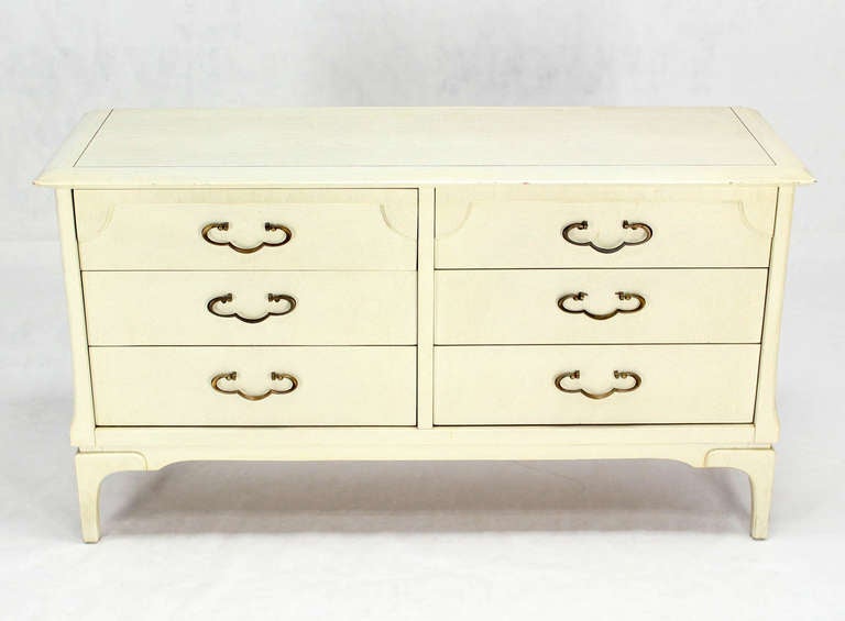 20th Century White Lacquer Mid-Century Modern Dresser with Ornate Drawer Pulls