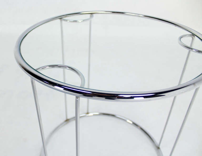 Mid-Century Modern Set of Three Round Chrome and Glass Nesting End Tables by Baughman Decor