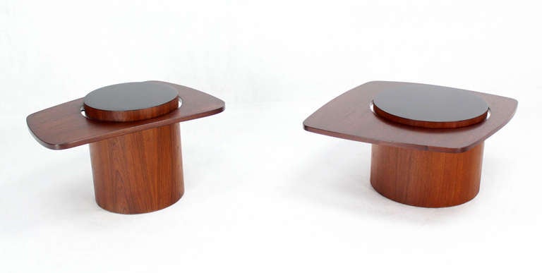 Danish Modern Pair of Walnut, Organic Shape End Tables on Pedestal Bases 1