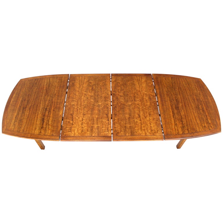 Baker Mid-Century Modern Dining Table with Two Leaves Oval Boat Shape For Sale