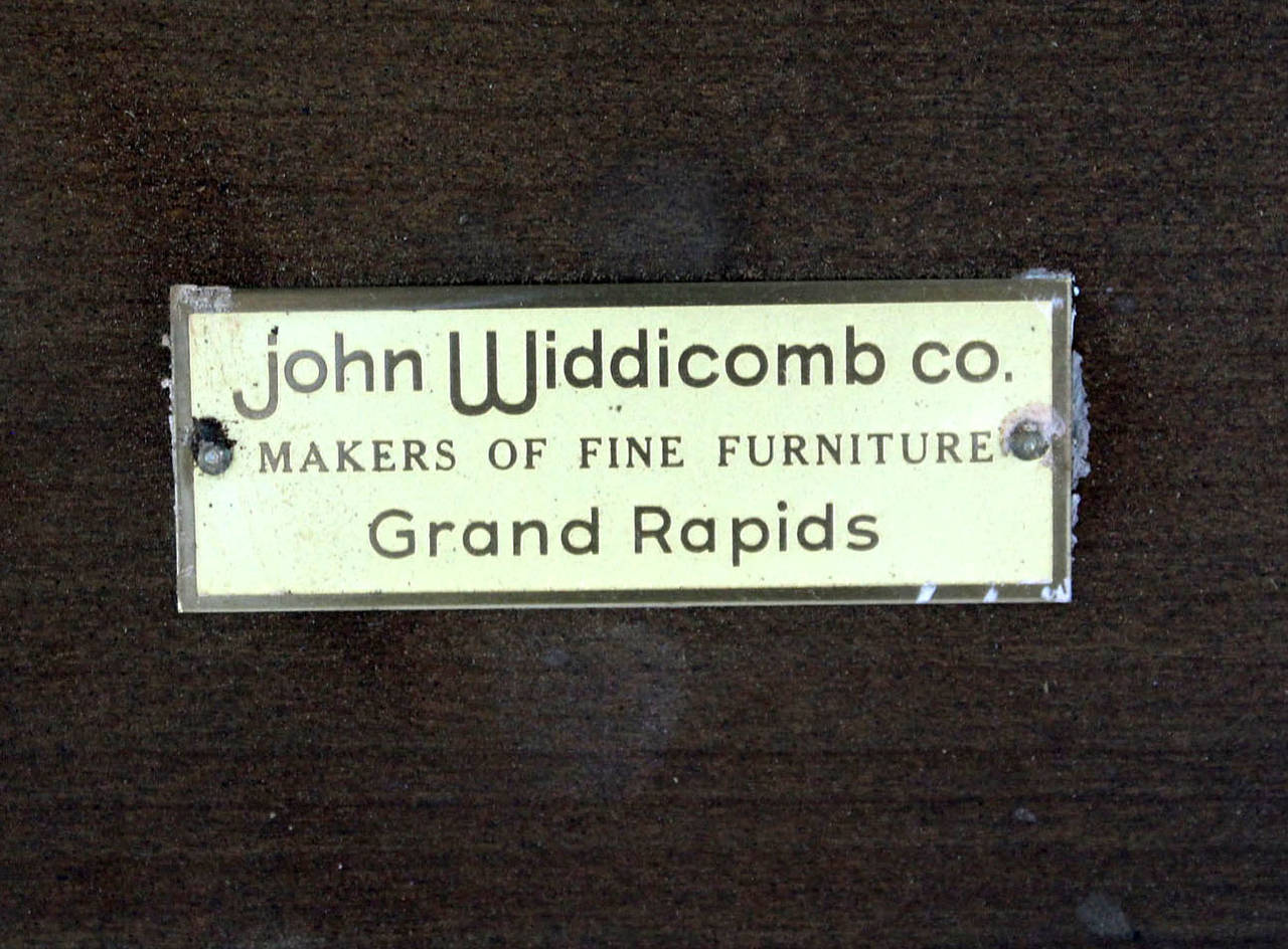 John Widdicomb Mid-Century Modern Faux Bamboo Base and Burl Wood-Top Table 5