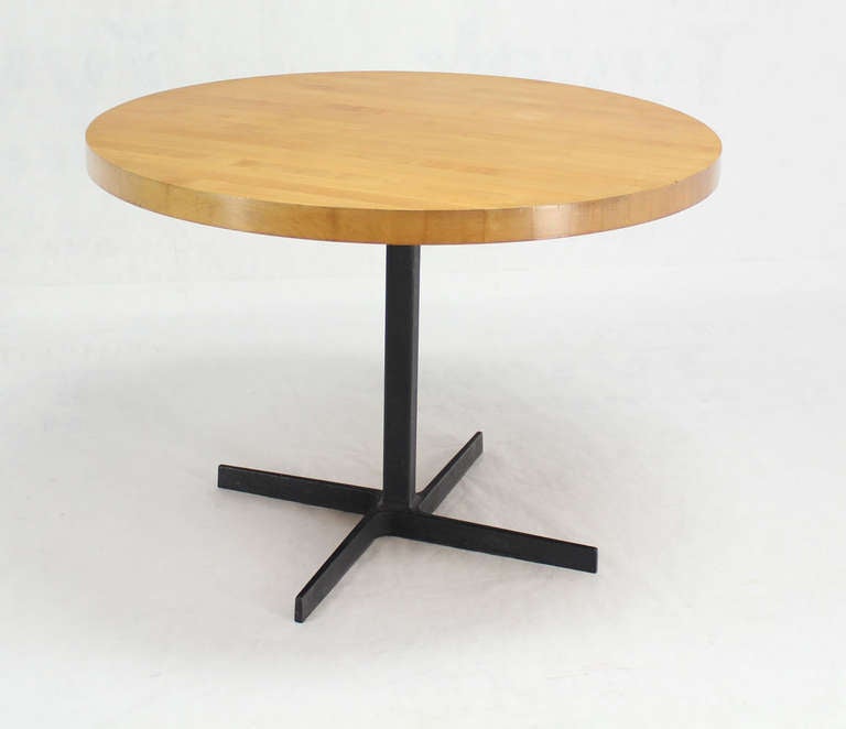 Heavy Cast Iron Base Round Dining Table