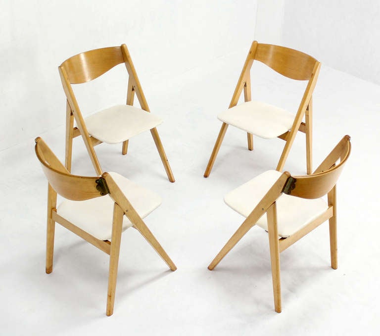 Four Folding Compass Style Mid-Century Modern Chairs with Molded Plywood Backs 4